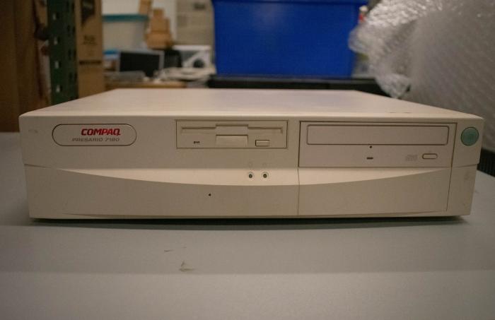 Compaq Presario 7180