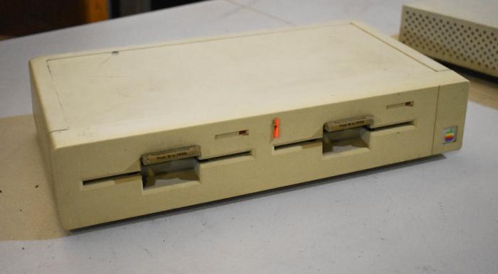 Apple Duo Disk